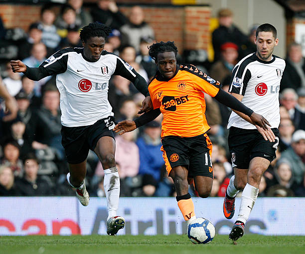 总能临危不 总能临危不